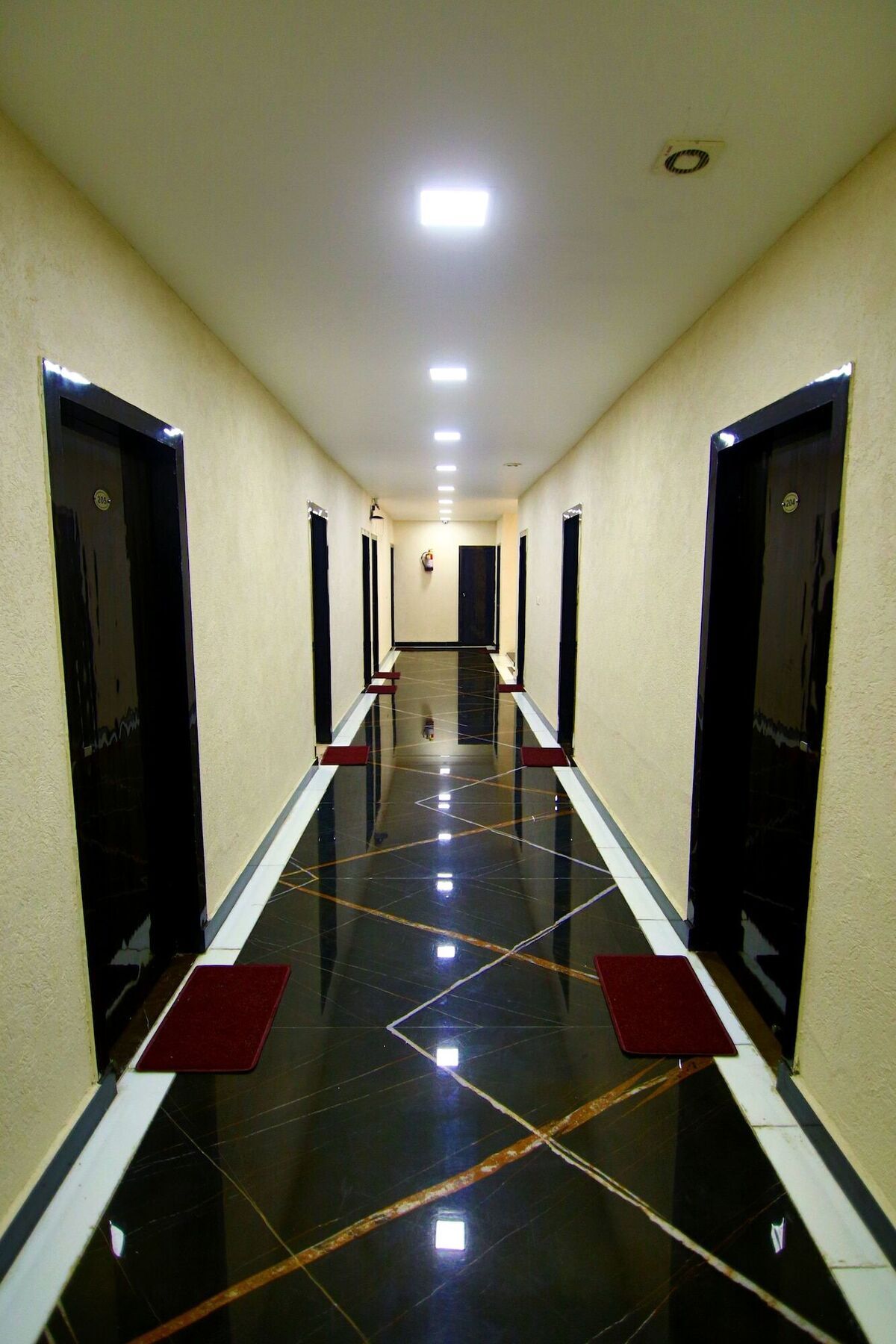Hotel Gharonda Rishīkesh المظهر الخارجي الصورة